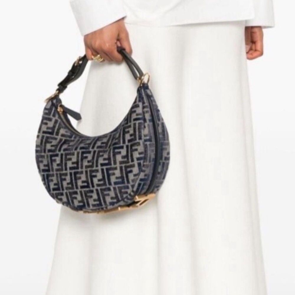 FENDI FENDIGRAPHY FF LOGO BLUE HOBO BAG NWT